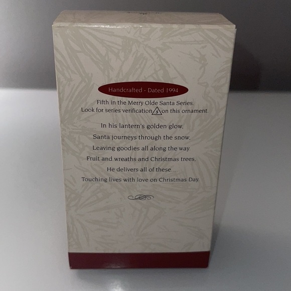Hallmark Merry Olde Santa Ornament 1994 - Picture 6 of 7